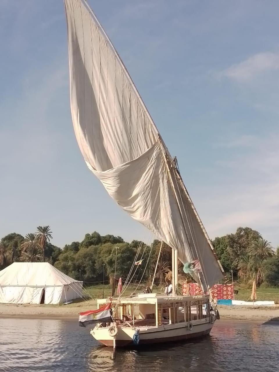 Nile Felucca Adventure Hotel Aswan Exterior photo