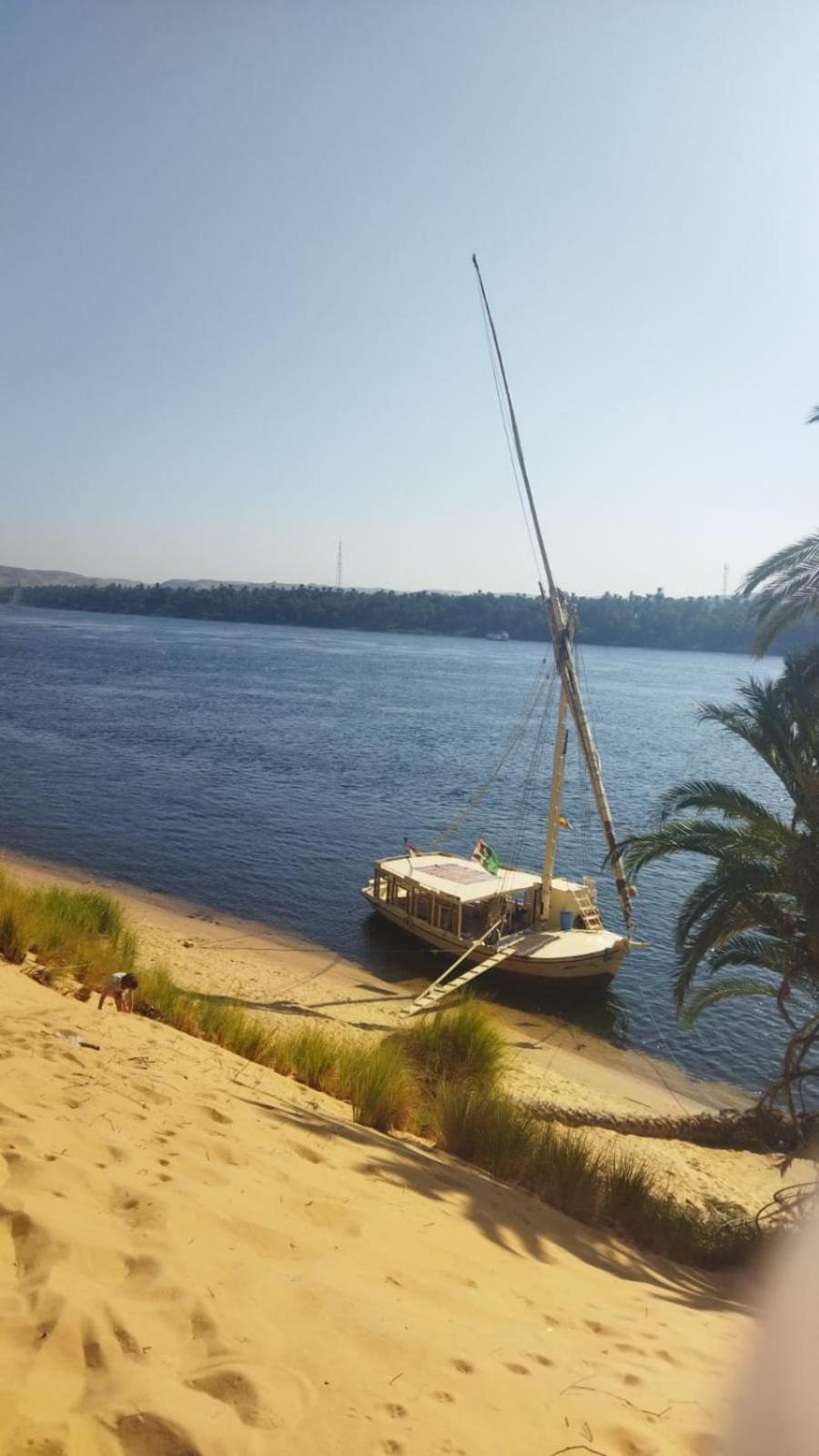 Nile Felucca Adventure Hotel Aswan Exterior photo